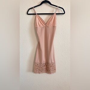 YUMMIE TUMMIE Shapewear Full Slip w Lace Hem Beige Adjustable Straps xs